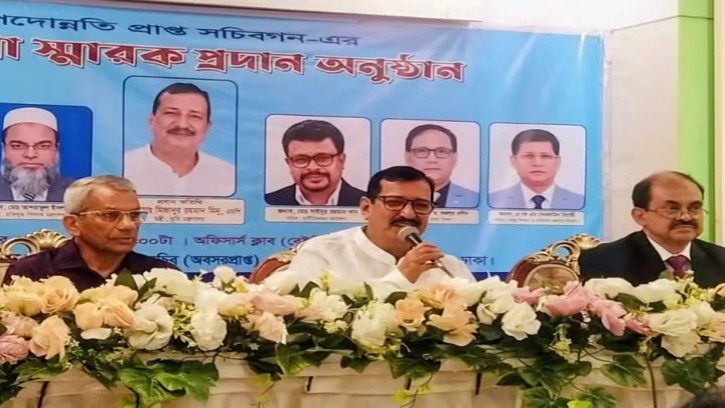 রাজশাহী বিভাগের কৃতি সচিবদের সম্বর্ধনা অনুষ্ঠিত 