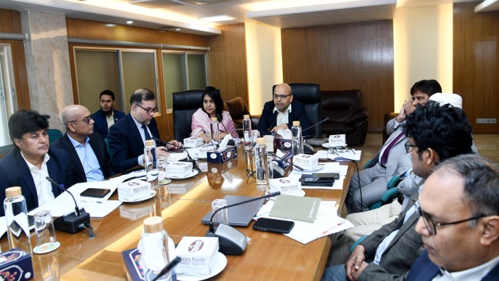 ই কমার্স খাতের সকল ধরনের সেবা প্রদানকারীকে সিএলটিপি প্লাটফর্মে সংযুক্ত করার সিদ্ধান্ত -----ফয়েজ আহমেদ তেয়্যব