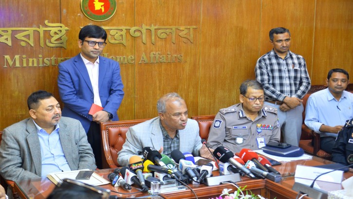 নির্বাচনের সময় সীমান্ত দিয়ে অবৈধ অনুপ্রবেশ ঠেকানো হবে ----স্বরাষ্ট্র উপদেষ্টা 