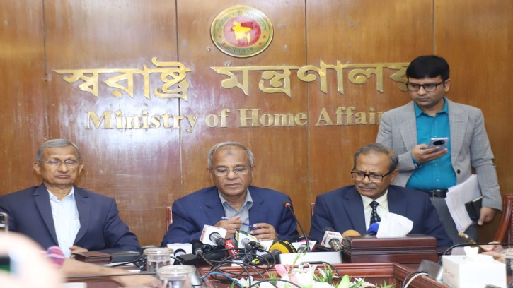 শহীদ ওসমান হাদী হত্যাকাণ্ডে জড়িত কাউকেই ছাড় দেওয়া হবে না -------স্বরাষ্ট্র উপদেষ্টা 