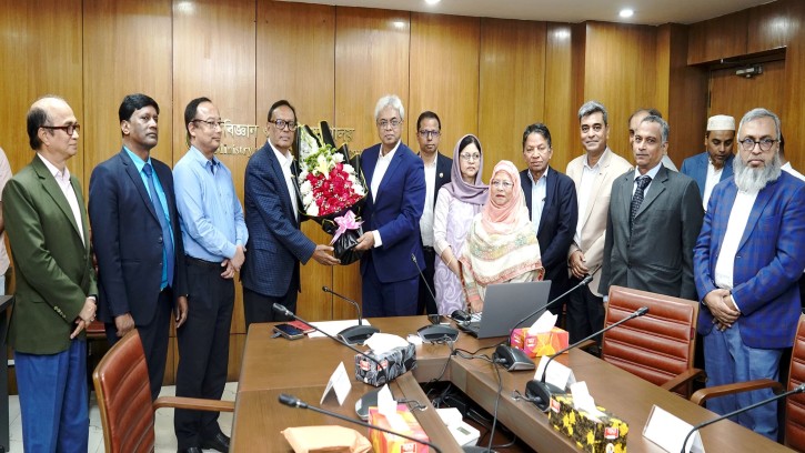 সম্মিলিতভাবে দেশের উন্নয়নে কাজ করতে হবে ------ বিজ্ঞান ও প্রযুক্তি মন্ত্রী 